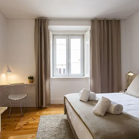 Altido Luxurious 2br Apt With Workspace N Principe Real, Nearby Rato Subway * Lisbona