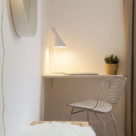 Apartment Altido Luxurious 2br Apt With Workspace N Principe Real, Nearby Rato Subway *