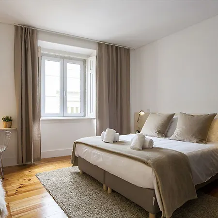 Altido Luxurious 2br Apt With Workspace N Principe Real, Nearby Rato Subway Lisboa