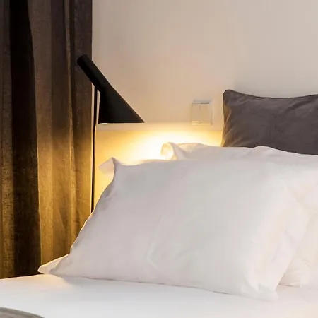 Lejlighed Altido Luxurious 2br Apt With Workspace N Principe Real, Nearby Rato Subway